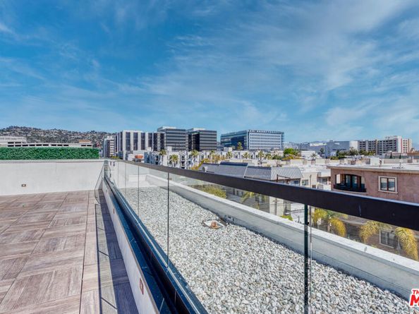411 S Hamel Road 306, Los Angeles CA 90048