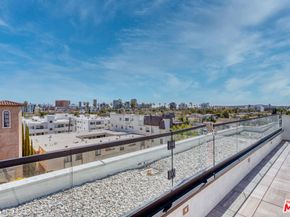 411 S Hamel Road 306, Los Angeles CA 90048
