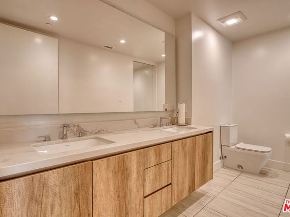 411 S Hamel Road 306, Los Angeles CA 90048