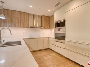 411 S Hamel Road 306, Los Angeles CA 90048