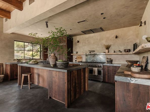 225 Powderhorn Ranch Road, Topanga CA 90290