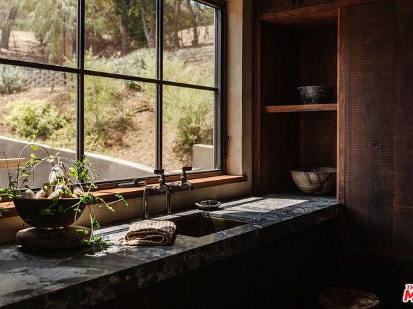 225 Powderhorn Ranch Road, Topanga CA 90290