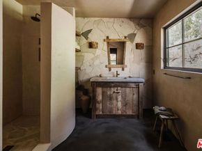 225 Powderhorn Ranch Road, Topanga CA 90290