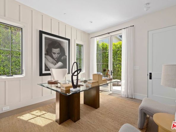 15125 Valley Vista Boulevard, Sherman Oaks CA 91403