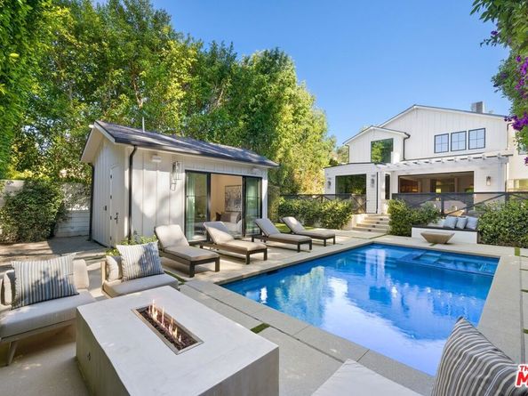 15125 Valley Vista Boulevard, Sherman Oaks CA 91403