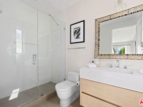 15125 Valley Vista Boulevard, Sherman Oaks CA 91403