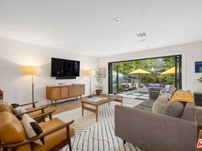 967 Vernon Avenue, Venice CA 90291