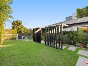 967 Vernon Avenue, Venice CA 90291