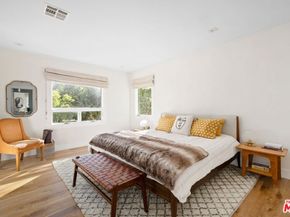 967 Vernon Avenue, Venice CA 90291