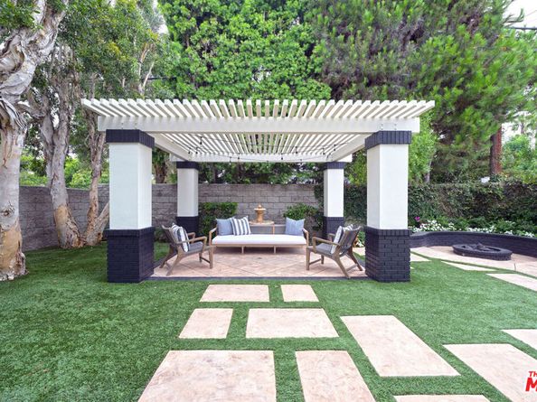 7861 W 80th Street, Playa Del Rey CA 90293