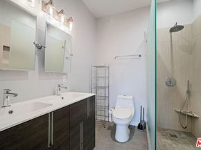 11938 Courtleigh Drive 3, Los Angeles CA 90066