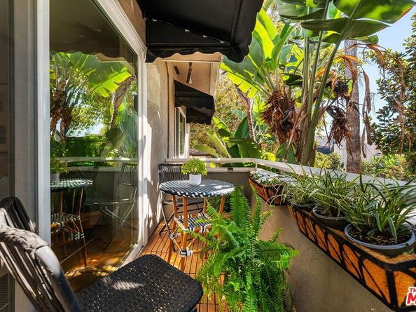 1330 N Crescent Heights Boulevard 10, West Hollywood CA 90046
