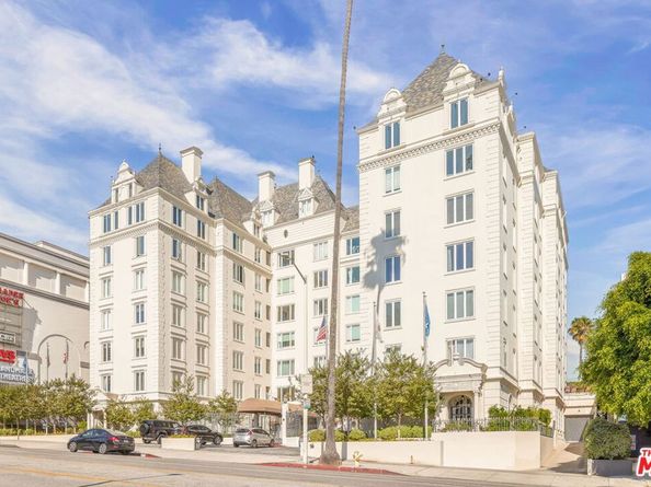 1424 N Crescent Heights Boulevard 48, West Hollywood CA 90046
