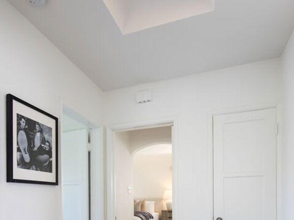 3987 Roxton Avenue, Los Angeles CA 90008