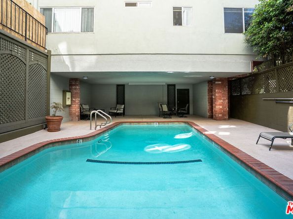 532 N Rossmore Avenue 107, Los Angeles CA 90004