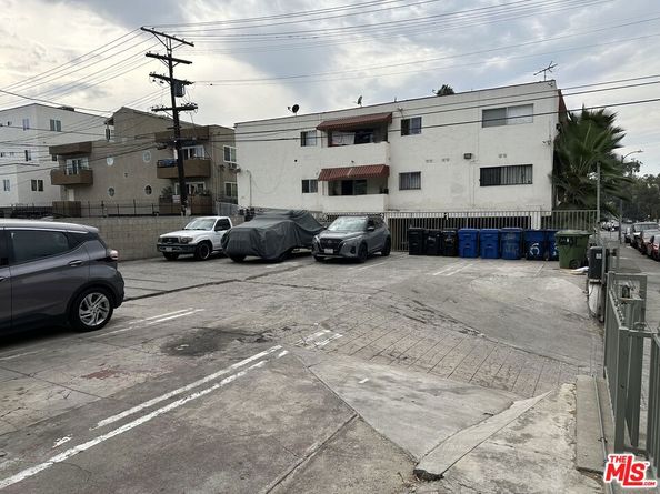 2300 W 12th Street, Los Angeles CA 90006