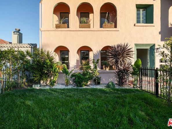 1568 S Hayworth Avenue, Los Angeles CA 90035