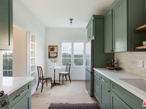 1568 S Hayworth Avenue, Los Angeles CA 90035