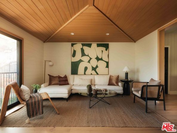 4181 Weslin Avenue, Sherman Oaks CA 91423