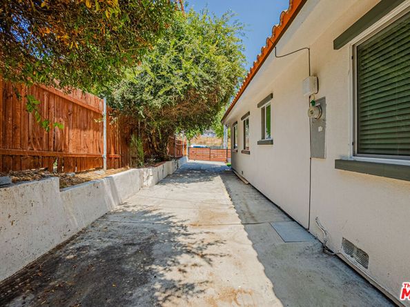 3900 E 3rd Street, Los Angeles CA 90063