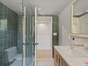 11268 Dona Lola Drive, Studio City CA 91604