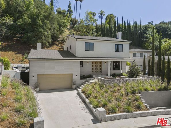 11268 Dona Lola Drive, Studio City CA 91604