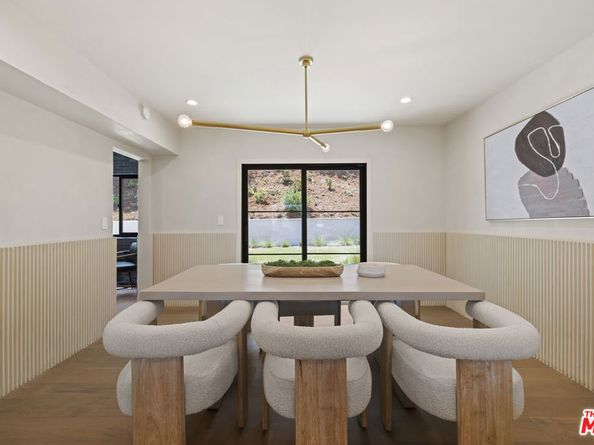 11268 Dona Lola Drive, Studio City CA 91604