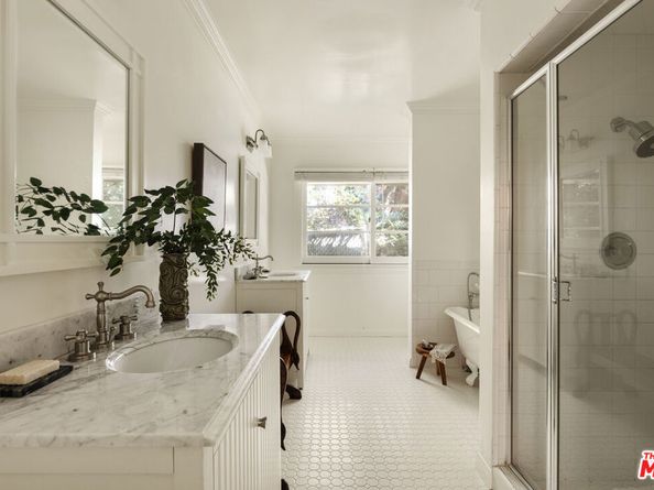 1296 Capri Drive, Pacific Palisades CA 90272