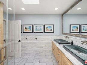 5324 Irvine Avenue, Valley Village CA 91601