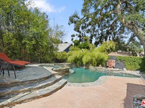 5324 Irvine Avenue, Valley Village CA 91601