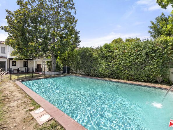 160 S Poinsettia Place, Los Angeles CA 90036