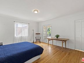 160 S Poinsettia Place, Los Angeles CA 90036