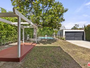 160 S Poinsettia Place, Los Angeles CA 90036