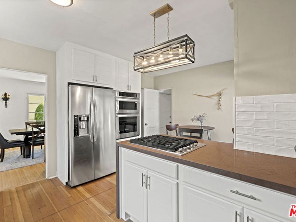 160 S Poinsettia Place, Los Angeles CA 90036