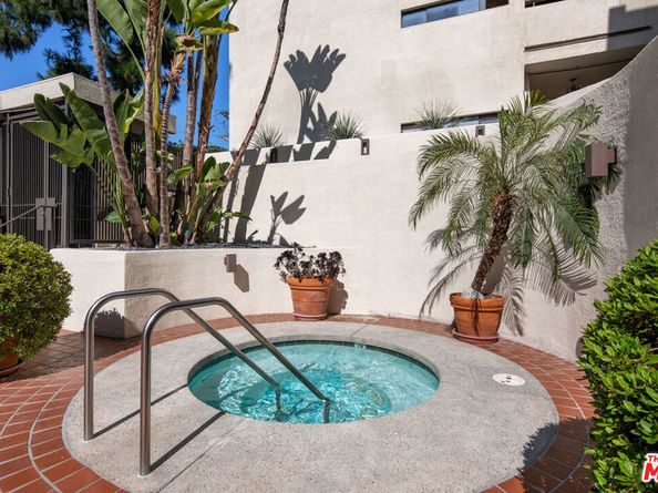 8380 Waring Avenue 308, West Hollywood CA 90069