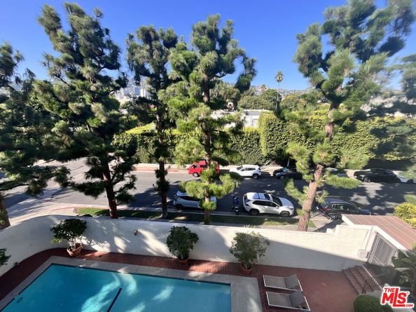 8380 Waring Avenue 308, West Hollywood CA 90069