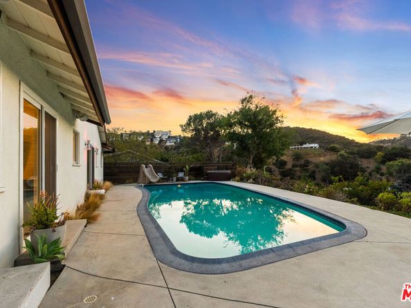 2316 Laurelmont Place, Los Angeles CA 90046