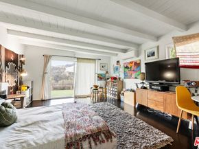 2316 Laurelmont Place, Los Angeles CA 90046