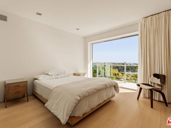 467 Paseo Miramar, Pacific Palisades CA 90272