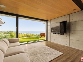 467 Paseo Miramar, Pacific Palisades CA 90272