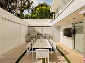 467 Paseo Miramar, Pacific Palisades CA 90272