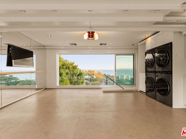 467 Paseo Miramar, Pacific Palisades CA 90272