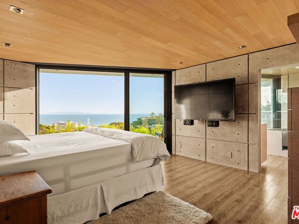 467 Paseo Miramar, Pacific Palisades CA 90272