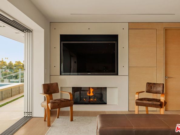 467 Paseo Miramar, Pacific Palisades CA 90272