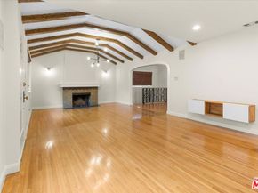 720 N La Fayette Park Place, Los Angeles CA 90026