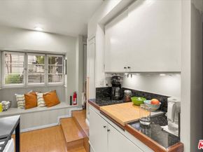 720 N La Fayette Park Place, Los Angeles CA 90026