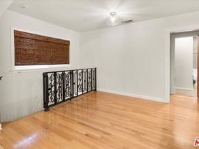 720 N La Fayette Park Place, Los Angeles CA 90026