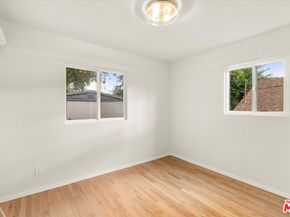 720 N La Fayette Park Place, Los Angeles CA 90026