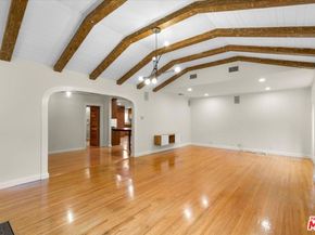 720 N La Fayette Park Place, Los Angeles CA 90026