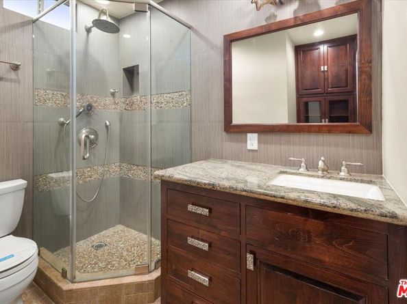 720 N La Fayette Park Place, Los Angeles CA 90026